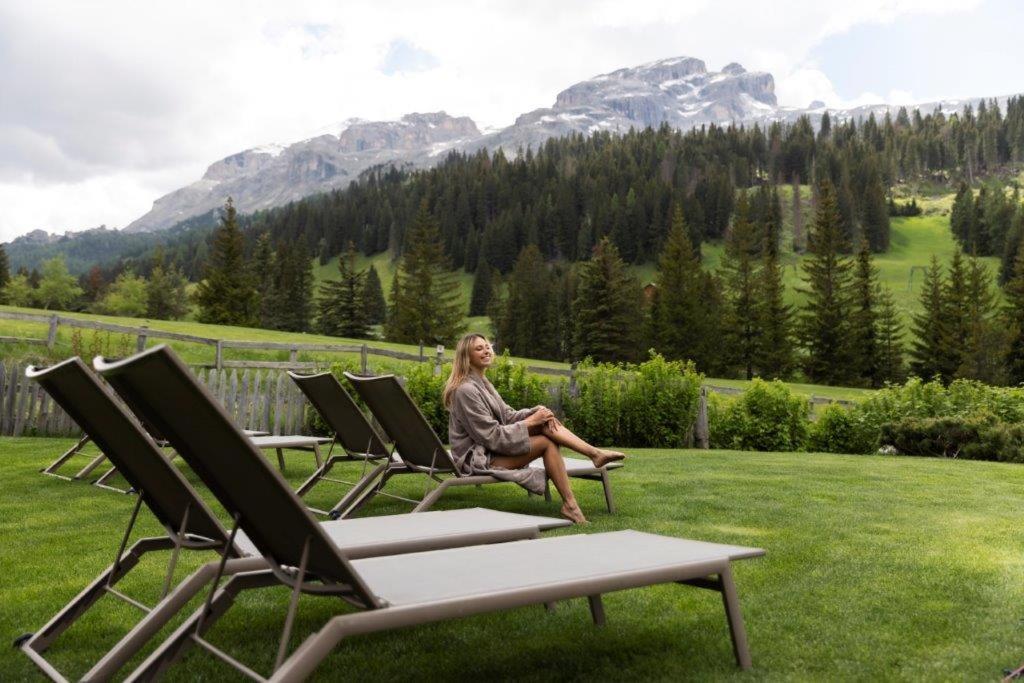 Hotel Costes Corvara In Badia Extérieur photo