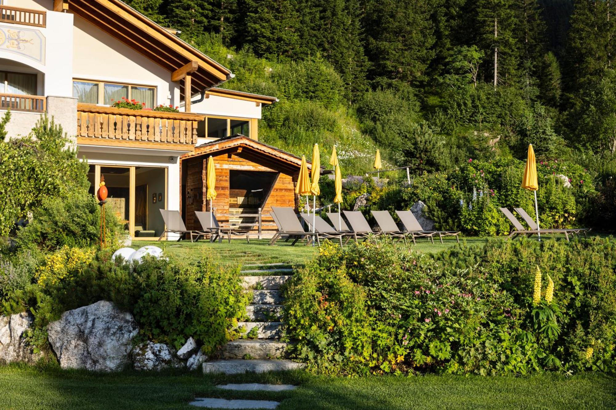 Hotel Costes Corvara In Badia Extérieur photo