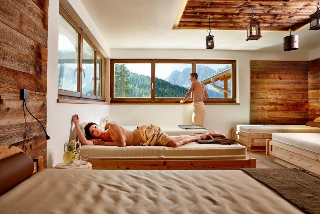 Hotel Costes Corvara In Badia Extérieur photo